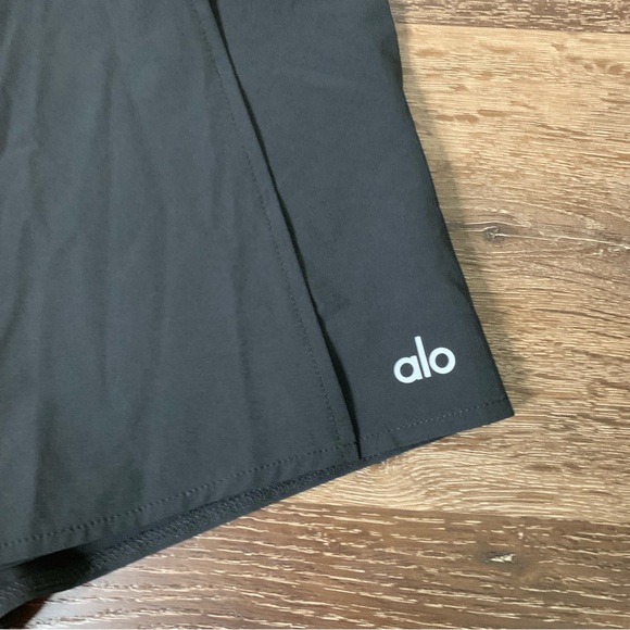 Alo yoga Womens black clubhouse skort S - Picture 3 of 9